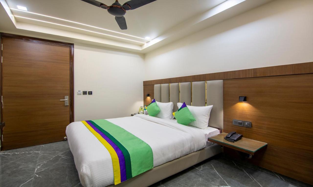 Treebo Royal Comfort Neu-Delhi Exterior foto
